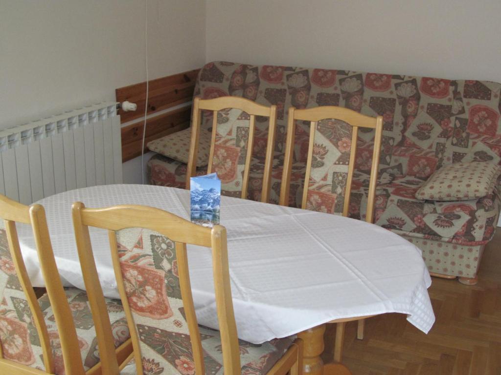Bialy Dworek ザコパネ 部屋 写真